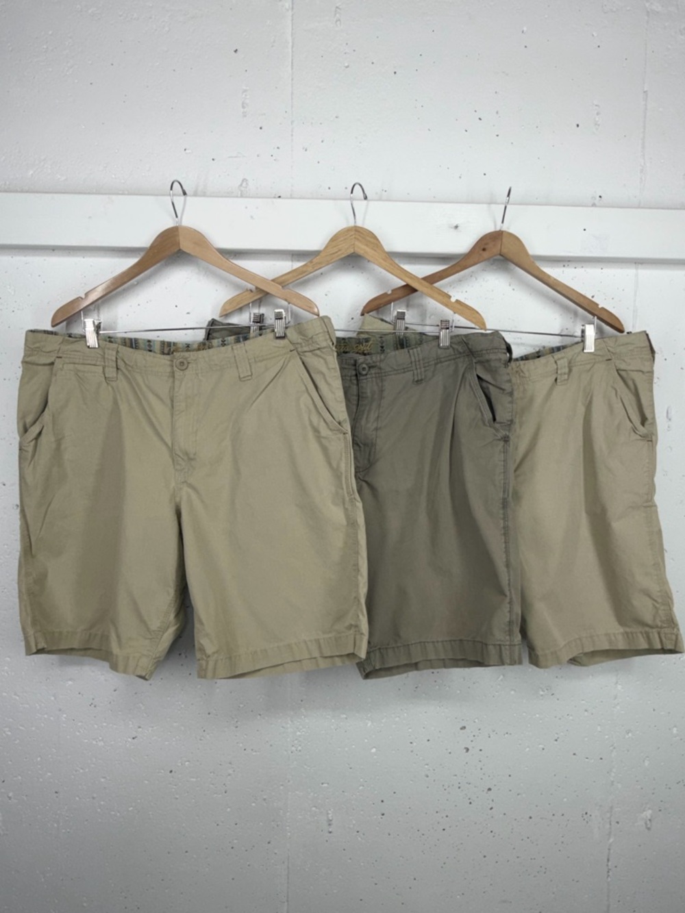 True Grit Men’s Size 40 Lot of 3 Khaki Shorts
